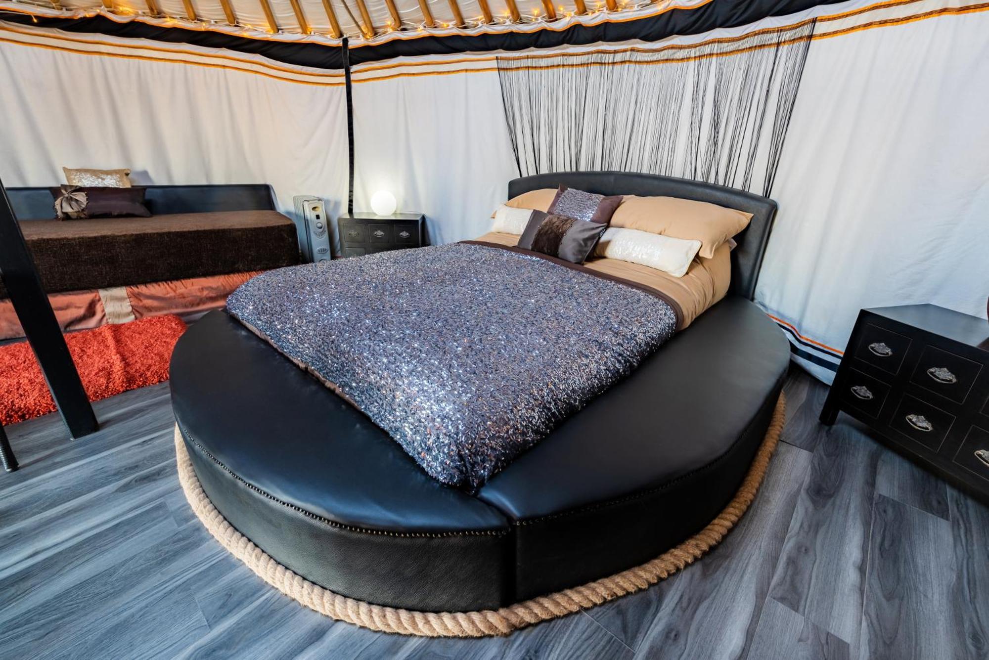 Hotel Lincoln Yurts Zewnętrze zdjęcie